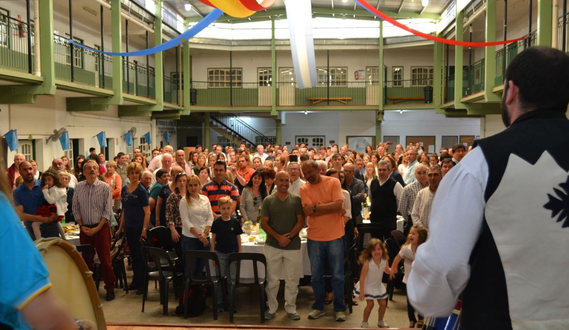 La comunidad celebró el Día de Asturias y la Fiesta de la Virgen de Covadonga